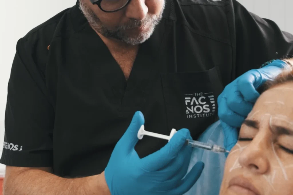 Párpados caídos: solución no quirúrgica | Dr. Nicolás Heredia